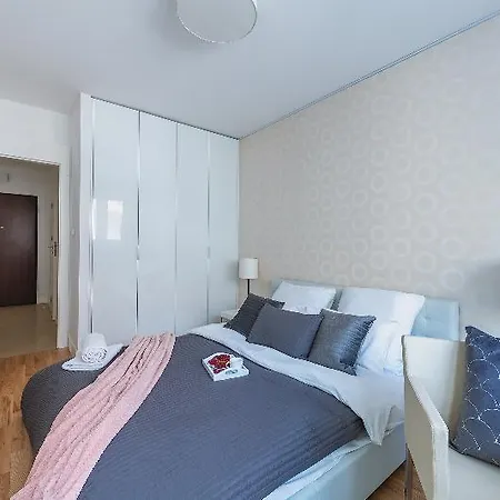 P&o Oxygen Wronia 4 * Βαρσοβία
